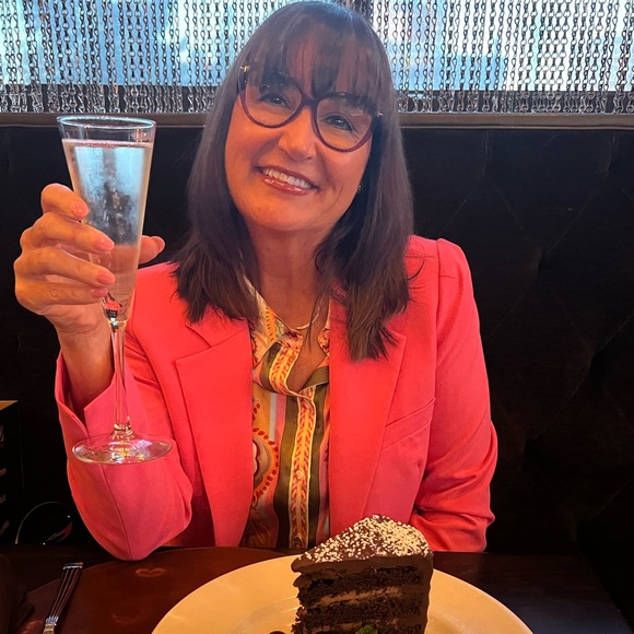 Meet your Posher, Danita - Picture 6 of 8